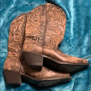 Laredo women’s cowgirl  boots size 8